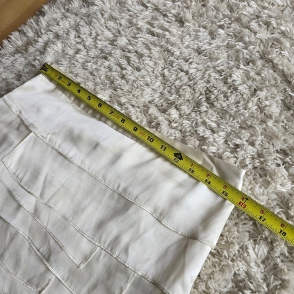 Ann Taylor Cream Ivory 100% Silk Tiered Layered Mini Skirt Size 6 Cocktail Luxe - Picture 3 of 7
